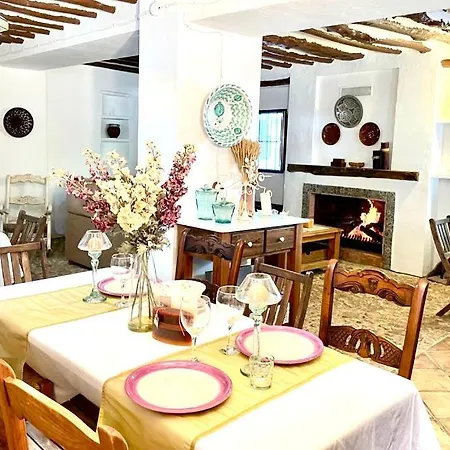 Cortijo Abril *
