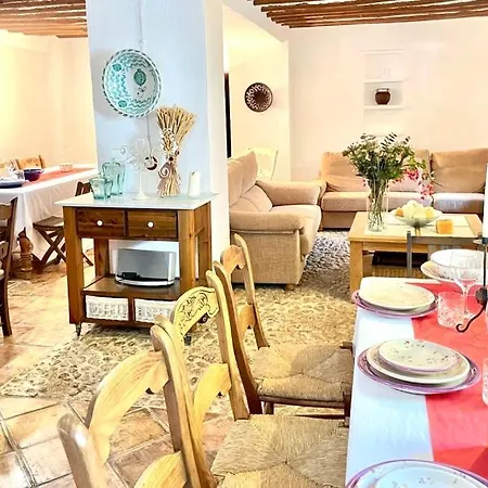 Villa Cortijo Abril *