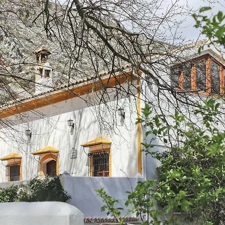 Cortijo Abril Villa *